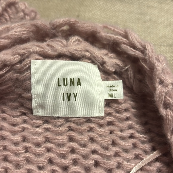 Luna Ivy Heart Appliqué Cardigan - Picture 7 of 9